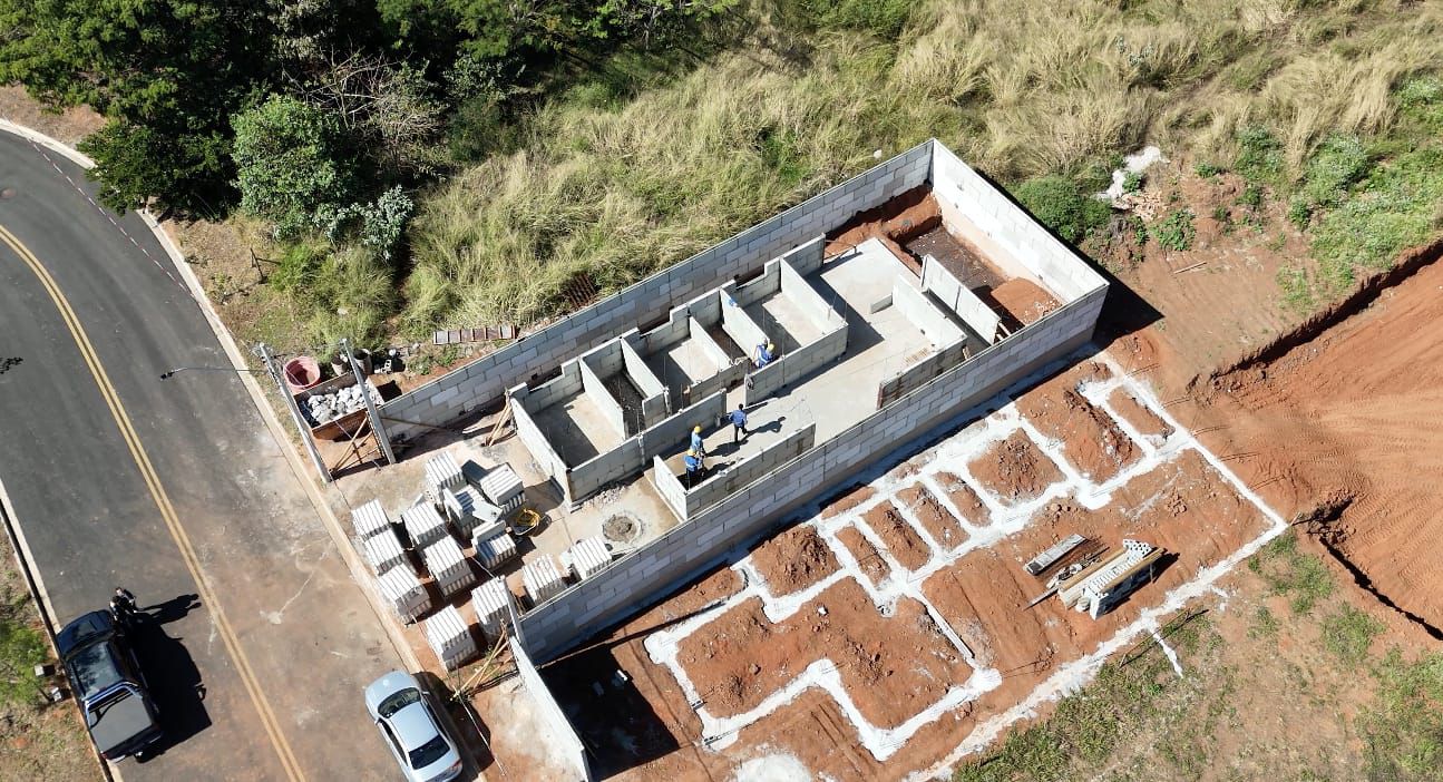 Obra com Inova Blocos Paredes Prontas